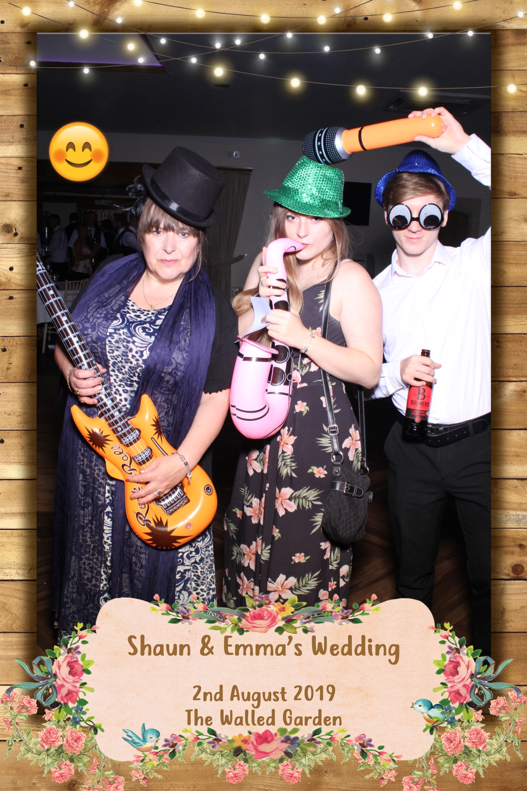 Shaun and Emma's Wedding | View more photos from the event at images.mobile-photo-booth.com/u/MobilePhotoBoothUK/Shaun-and-Emmas-Wedding